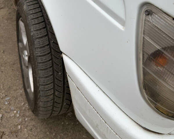 Білий Мерседес Sprinter, об'ємом двигуна 2.9 л та пробігом 400 тис. км за 4000 $, фото 4 на Automoto.ua