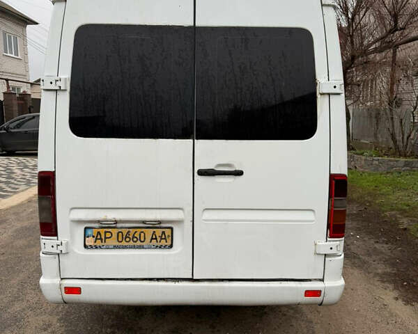 Білий Мерседес Sprinter, об'ємом двигуна 2.9 л та пробігом 400 тис. км за 4000 $, фото 3 на Automoto.ua