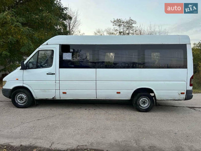 Мерседес Sprinter 1998 в Запорожье на Automoto.ua Белый Мерседес Sprinter, объемом двигателя 2.87 л и пробегом 4 тыс. км за 6000 $, фото 3 на Automoto.ua