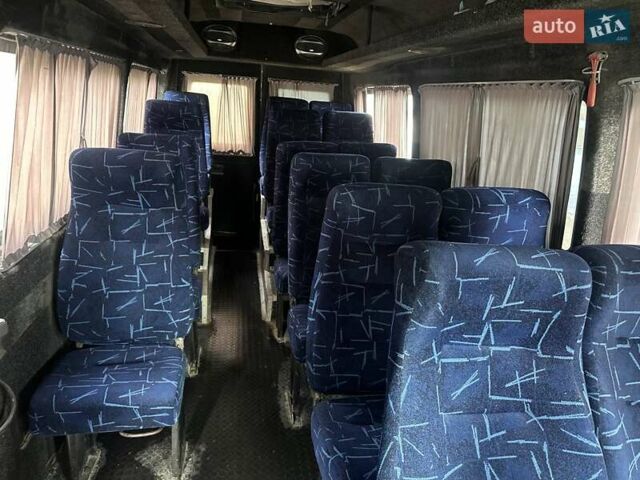 Белый Мерседес Sprinter, объемом двигателя 2.87 л и пробегом 500 тыс. км за 6800 $, фото 6 на Automoto.ua