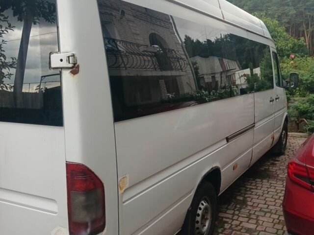 Білий Мерседес Sprinter, об'ємом двигуна 2.9 л та пробігом 500 тис. км за 6999 $, фото 2 на Automoto.ua
