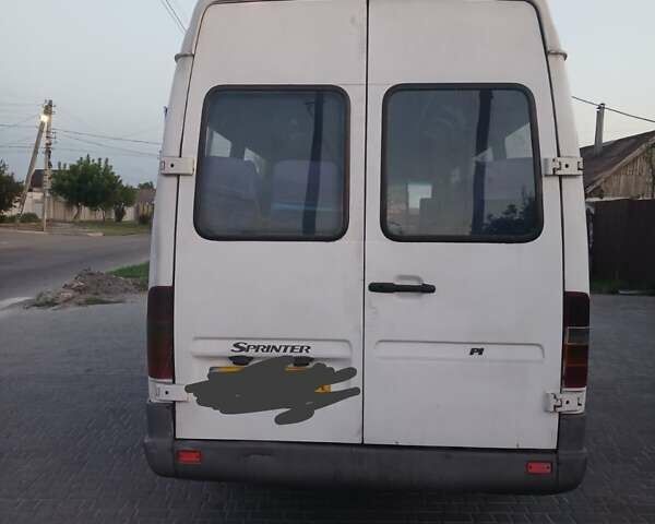 Білий Мерседес Sprinter, об'ємом двигуна 2.9 л та пробігом 650 тис. км за 6500 $, фото 2 на Automoto.ua