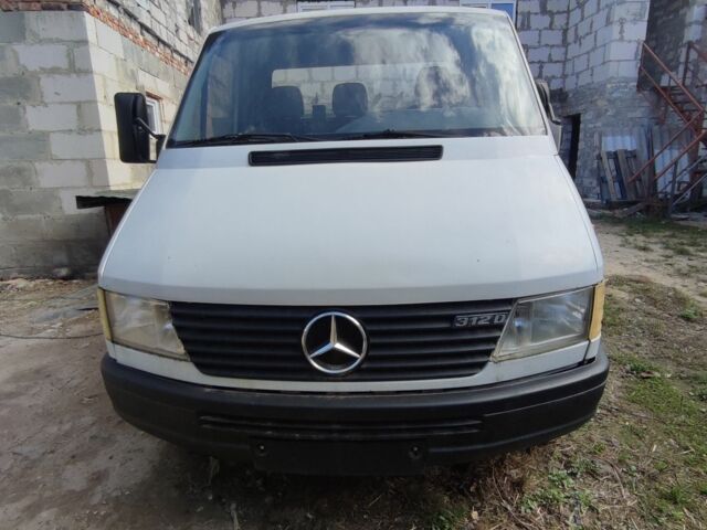 Белый Мерседес Sprinter, объемом двигателя 2 л и пробегом 3 тыс. км за 4250 $, фото 7 на Automoto.ua