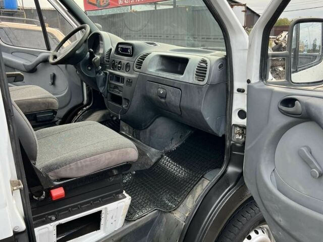 Білий Мерседес Sprinter, об'ємом двигуна 2.1 л та пробігом 400 тис. км за 3750 $, фото 20 на Automoto.ua