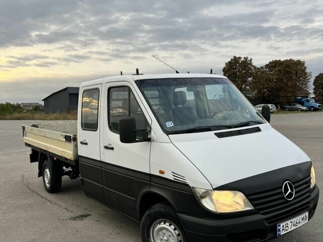 Білий Мерседес Sprinter, об'ємом двигуна 2.1 л та пробігом 400 тис. км за 3750 $, фото 6 на Automoto.ua