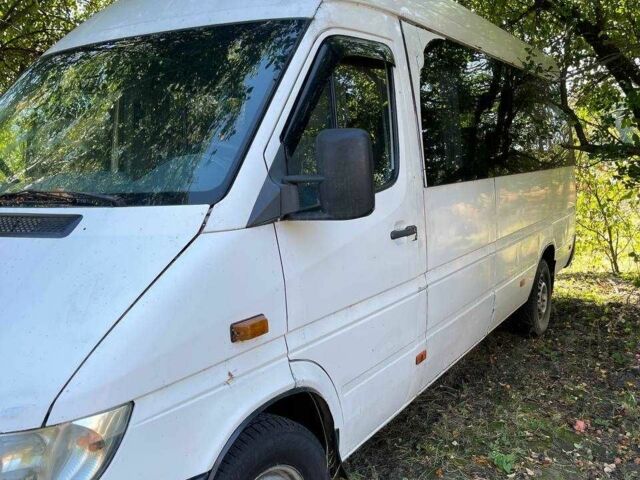 Белый Мерседес Sprinter, объемом двигателя 2.2 л и пробегом 3 тыс. км за 6200 $, фото 2 на Automoto.ua