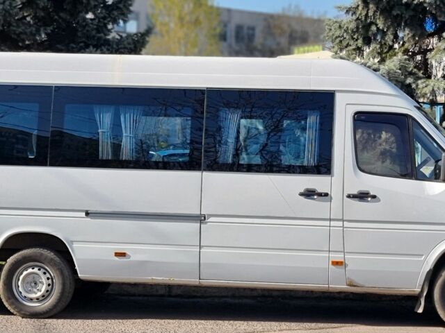 Білий Мерседес Sprinter, об'ємом двигуна 0.22 л та пробігом 450 тис. км за 6999 $, фото 21 на Automoto.ua