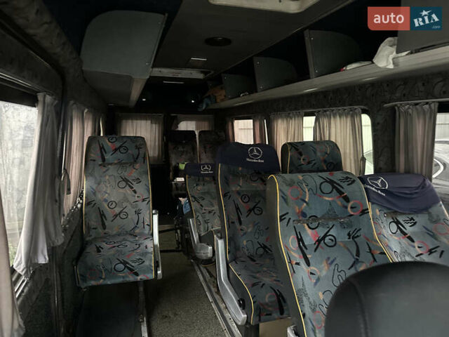 Белый Мерседес Sprinter, объемом двигателя 2.69 л и пробегом 631 тыс. км за 5800 $, фото 7 на Automoto.ua
