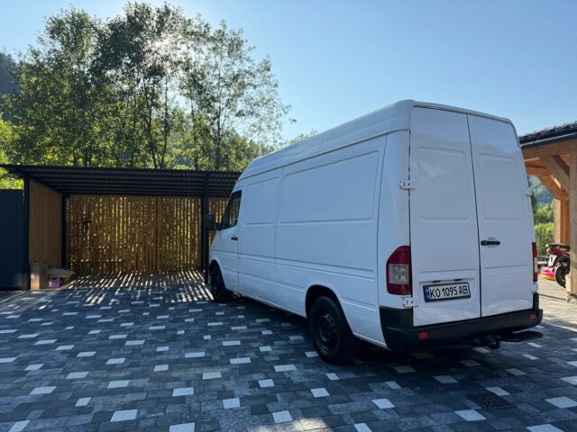Белый Мерседес Sprinter, объемом двигателя 2.1 л и пробегом 381 тыс. км за 8200 $, фото 8 на Automoto.ua