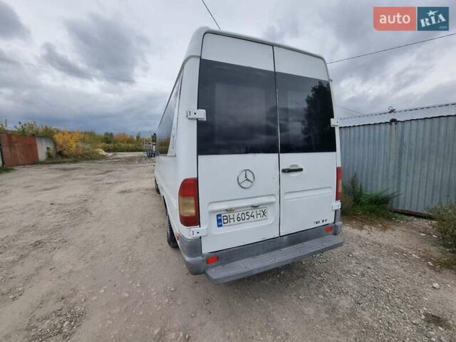 Белый Мерседес Sprinter, объемом двигателя 2.15 л и пробегом 648 тыс. км за 5600 $, фото 15 на Automoto.ua