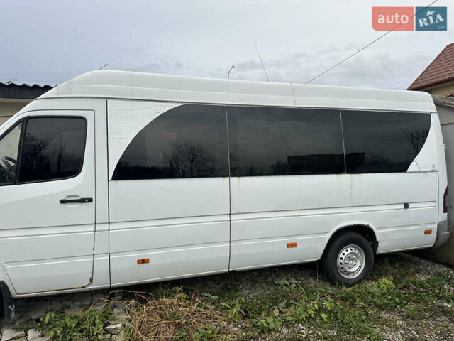 Белый Мерседес Sprinter, объемом двигателя 2.69 л и пробегом 631 тыс. км за 5800 $, фото 8 на Automoto.ua