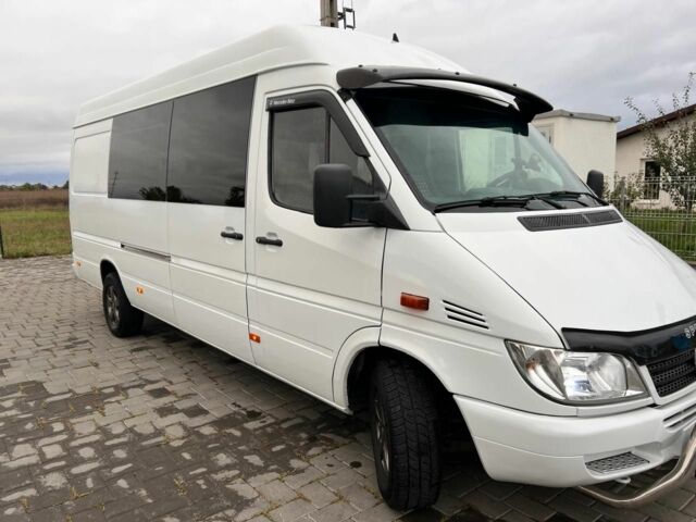 Белый Мерседес Sprinter, объемом двигателя 0 л и пробегом 400 тыс. км за 14000 $, фото 3 на Automoto.ua