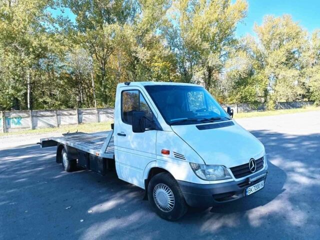 Белый Мерседес Sprinter, объемом двигателя 2.7 л и пробегом 603 тыс. км за 10900 $, фото 1 на Automoto.ua