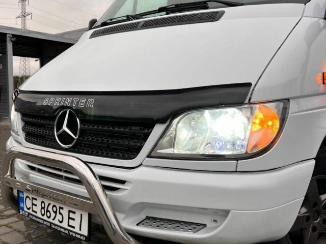 Белый Мерседес Sprinter, объемом двигателя 0 л и пробегом 400 тыс. км за 14000 $, фото 5 на Automoto.ua