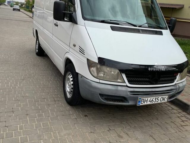 Белый Мерседес Sprinter, объемом двигателя 0.22 л и пробегом 110 тыс. км за 7300 $, фото 2 на Automoto.ua