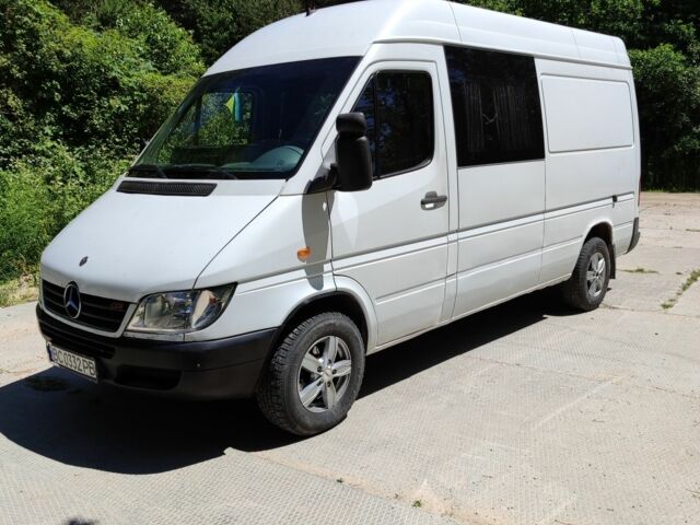 Белый Мерседес Sprinter, объемом двигателя 2.7 л и пробегом 7 тыс. км за 7300 $, фото 2 на Automoto.ua