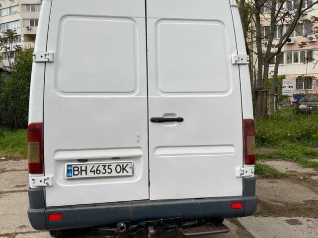 Белый Мерседес Sprinter, объемом двигателя 0.22 л и пробегом 110 тыс. км за 7300 $, фото 5 на Automoto.ua