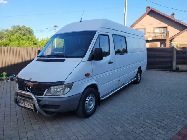 Белый Мерседес Sprinter, объемом двигателя 2.7 л и пробегом 450 тыс. км за 9199 $, фото 4 на Automoto.ua