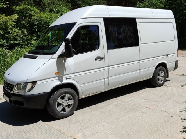 Белый Мерседес Sprinter, объемом двигателя 2.7 л и пробегом 7 тыс. км за 7300 $, фото 3 на Automoto.ua