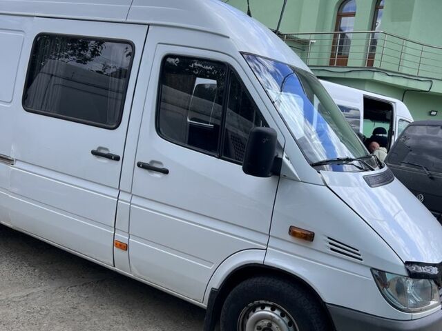 Білий Мерседес Sprinter, об'ємом двигуна 0.27 л та пробігом 300 тис. км за 7800 $, фото 6 на Automoto.ua