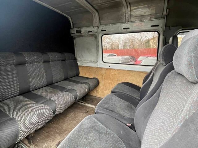 Белый Мерседес Sprinter, объемом двигателя 2.2 л и пробегом 561 тыс. км за 9500 $, фото 21 на Automoto.ua