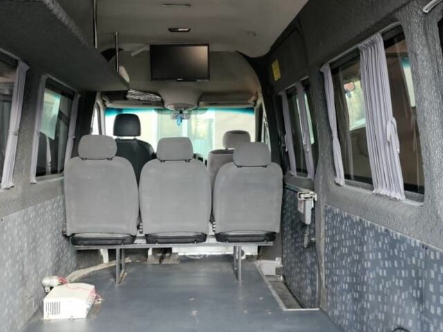Белый Мерседес Sprinter, объемом двигателя 0 л и пробегом 50 тыс. км за 7000 $, фото 2 на Automoto.ua