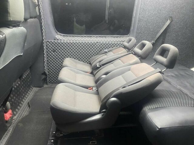 Белый Мерседес Sprinter, объемом двигателя 2.1 л и пробегом 370 тыс. км за 12700 $, фото 3 на Automoto.ua