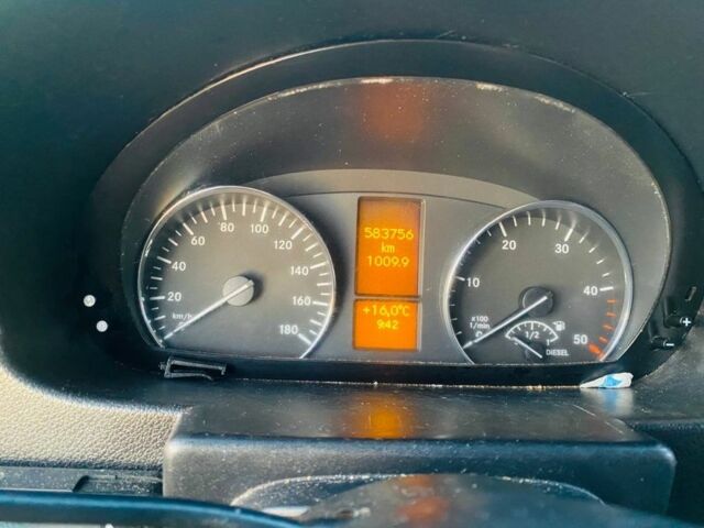 Білий Мерседес Sprinter, об'ємом двигуна 2.1 л та пробігом 500 тис. км за 10500 $, фото 8 на Automoto.ua