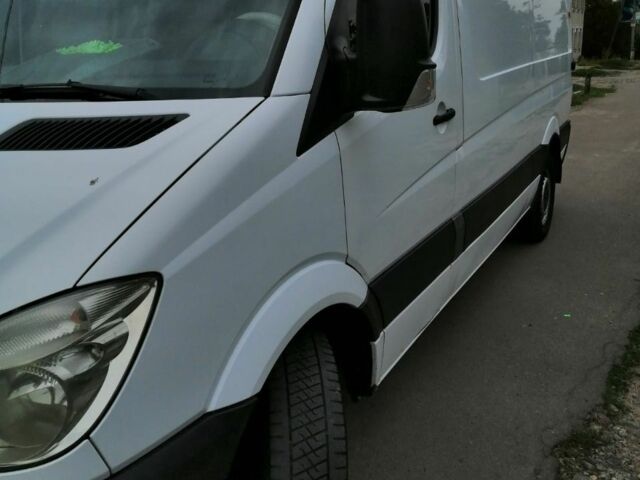 Белый Мерседес Sprinter, объемом двигателя 2.1 л и пробегом 100 тыс. км за 7700 $, фото 1 на Automoto.ua