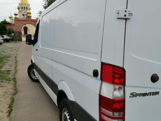 Белый Мерседес Sprinter, объемом двигателя 2.1 л и пробегом 100 тыс. км за 7700 $, фото 3 на Automoto.ua