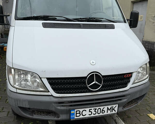 Мерседес Sprinter 2008 в Львове на Automoto.ua Белый Мерседес Sprinter, объемом двигателя 2.69 л и пробегом 113 тыс. км за 24000 $, фото 16 на Automoto.ua
