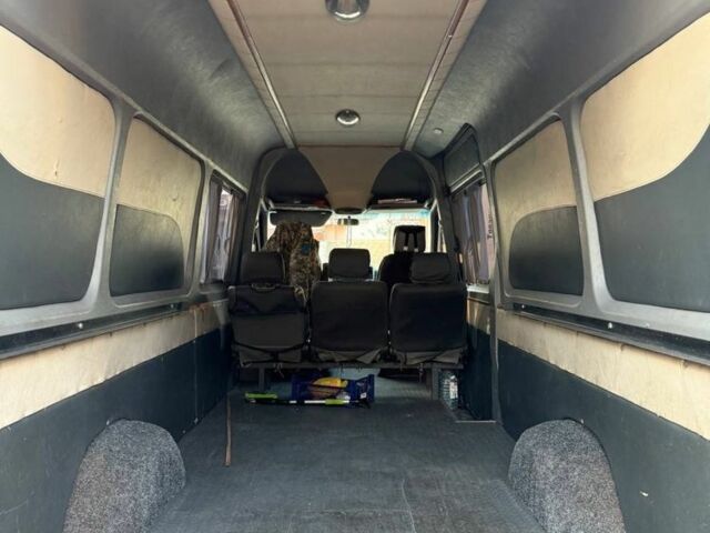 Білий Мерседес Sprinter, об'ємом двигуна 2.1 л та пробігом 395 тис. км за 10445 $, фото 9 на Automoto.ua