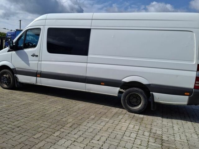 Белый Мерседес Sprinter, объемом двигателя 2.2 л и пробегом 401 тыс. км за 12000 $, фото 2 на Automoto.ua