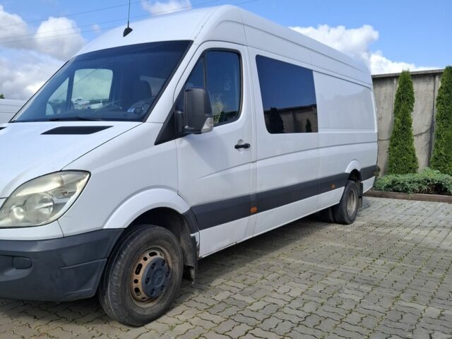Белый Мерседес Sprinter, объемом двигателя 2.2 л и пробегом 401 тыс. км за 12000 $, фото 1 на Automoto.ua