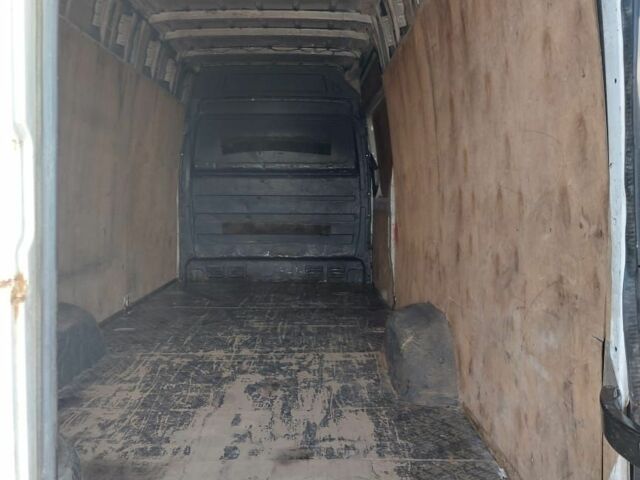 Белый Мерседес Sprinter, объемом двигателя 3 л и пробегом 500 тыс. км за 11400 $, фото 5 на Automoto.ua