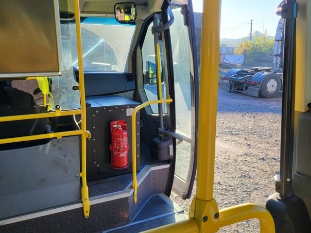 Білий Мерседес Sprinter, об'ємом двигуна 0 л та пробігом 700 тис. км за 30808 $, фото 11 на Automoto.ua