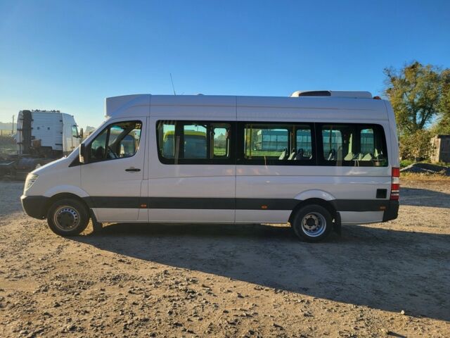 Білий Мерседес Sprinter, об'ємом двигуна 0 л та пробігом 700 тис. км за 30808 $, фото 2 на Automoto.ua