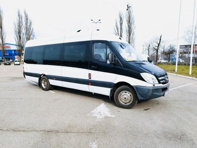 Белый Мерседес Sprinter, объемом двигателя 3 л и пробегом 226 тыс. км за 37000 $, фото 1 на Automoto.ua