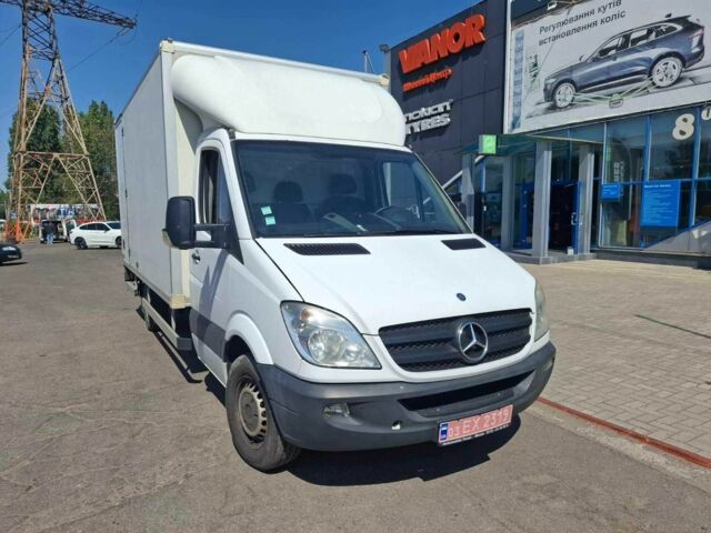 Белый Мерседес Sprinter, объемом двигателя 2.2 л и пробегом 266 тыс. км за 12999 $, фото 3 на Automoto.ua