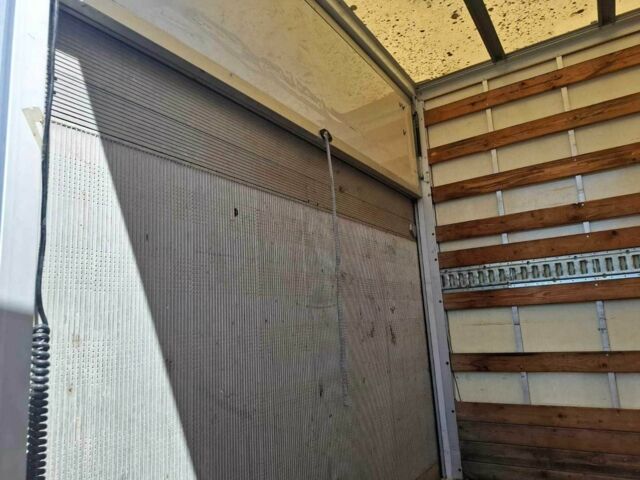Белый Мерседес Sprinter, объемом двигателя 2.2 л и пробегом 266 тыс. км за 12999 $, фото 17 на Automoto.ua