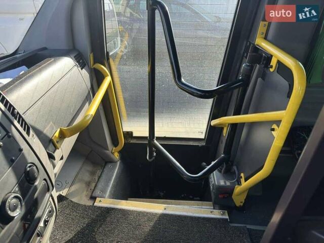 Білий Мерседес Sprinter, об'ємом двигуна 0 л та пробігом 220 тис. км за 40046 $, фото 4 на Automoto.ua