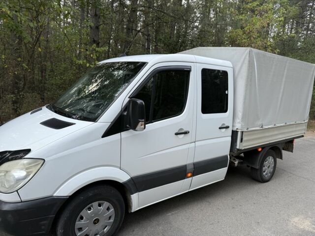 Белый Мерседес Sprinter, объемом двигателя 2.2 л и пробегом 430 тыс. км за 15500 $, фото 4 на Automoto.ua