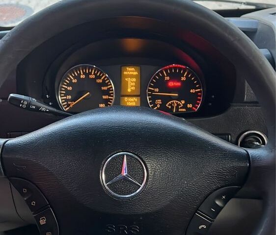 Білий Мерседес Sprinter, об'ємом двигуна 0 л та пробігом 264 тис. км за 10944 $, фото 5 на Automoto.ua