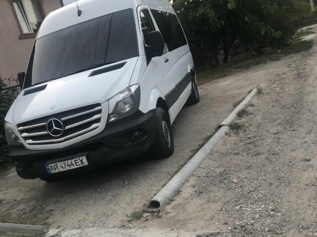 Белый Мерседес Sprinter, объемом двигателя 2.1 л и пробегом 100 тыс. км за 16000 $, фото 1 на Automoto.ua
