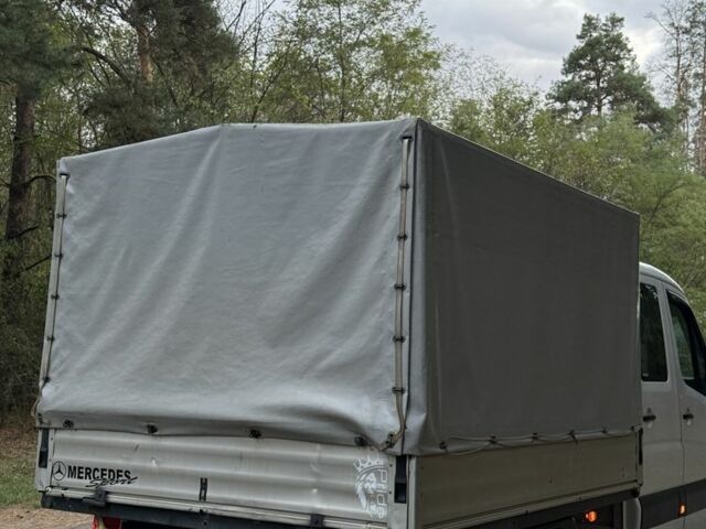Белый Мерседес Sprinter, объемом двигателя 2.2 л и пробегом 430 тыс. км за 15500 $, фото 7 на Automoto.ua