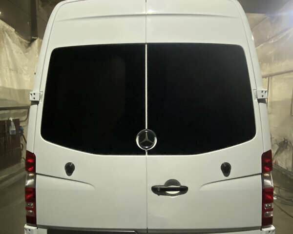 Білий Мерседес Sprinter, об'ємом двигуна 2.2 л та пробігом 820 тис. км за 40300 $, фото 3 на Automoto.ua