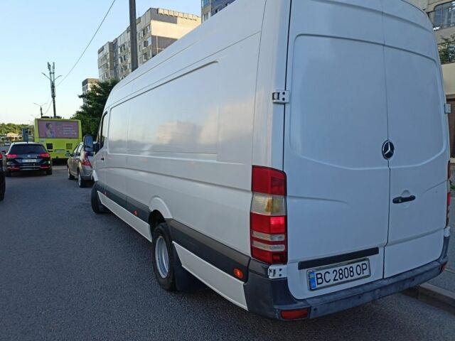 Белый Мерседес Sprinter, объемом двигателя 3 л и пробегом 447 тыс. км за 19500 $, фото 2 на Automoto.ua