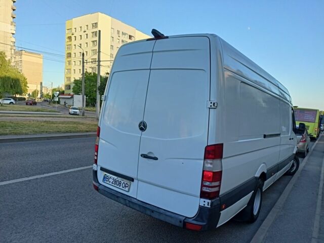 Белый Мерседес Sprinter, объемом двигателя 3 л и пробегом 447 тыс. км за 19500 $, фото 3 на Automoto.ua
