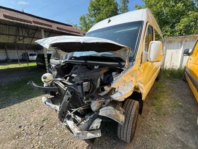 Белый Мерседес Sprinter, объемом двигателя 0 л и пробегом 500 тыс. км за 12835 $, фото 6 на Automoto.ua