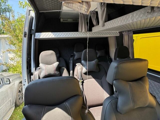 Белый Мерседес Sprinter, объемом двигателя 0 л и пробегом 500 тыс. км за 12835 $, фото 10 на Automoto.ua